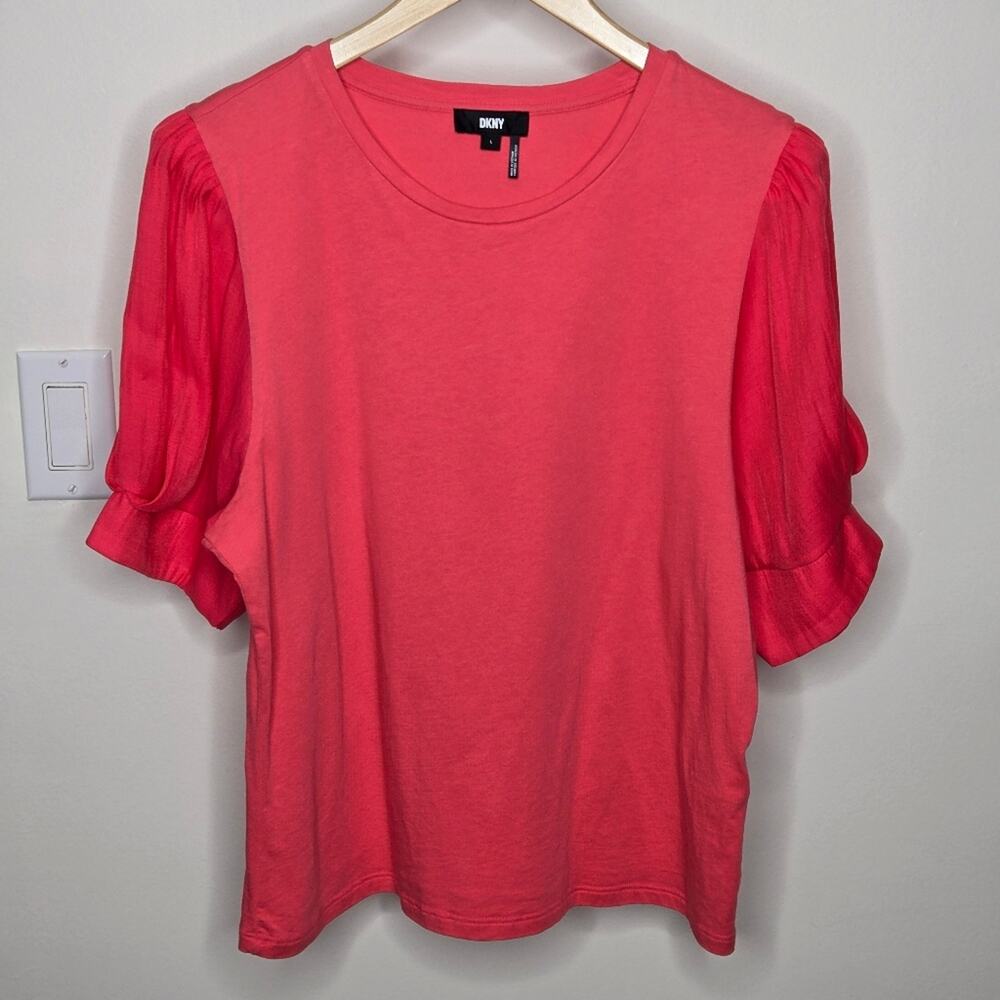 DKNY Women's Two Tone Coral Short Sleeve Top Size L